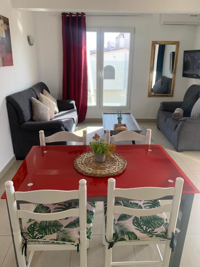Waterside Apartment - Two Bedroom Empuriabrava Kültér fotó