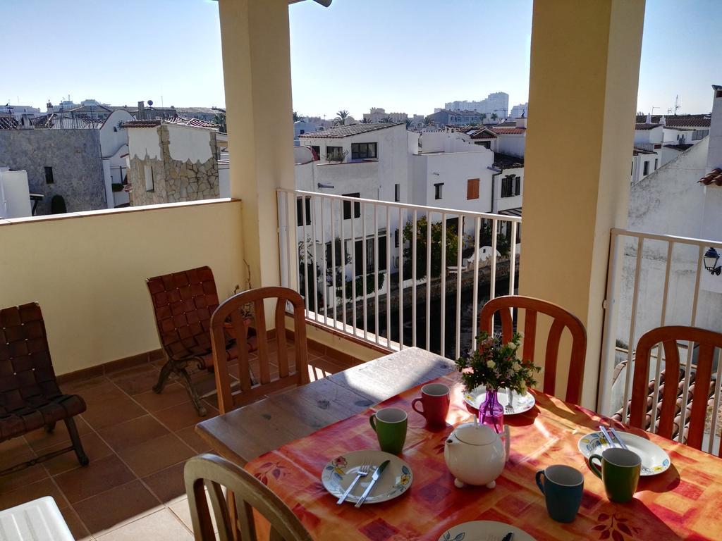 Waterside Apartment - Two Bedroom Empuriabrava Szoba fotó