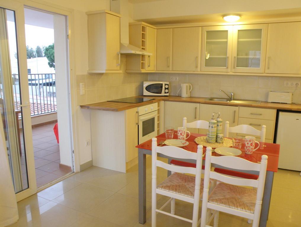 Waterside Apartment - Two Bedroom Empuriabrava Szoba fotó