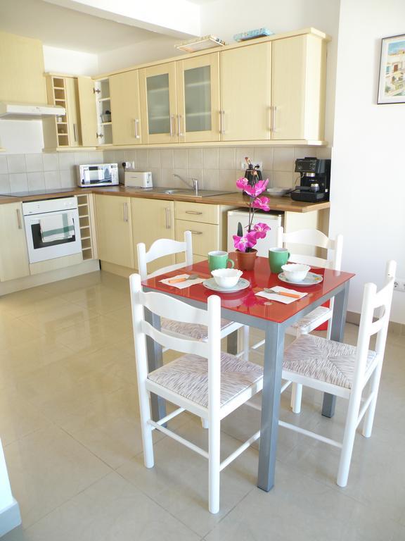 Waterside Apartment - Two Bedroom Empuriabrava Kültér fotó